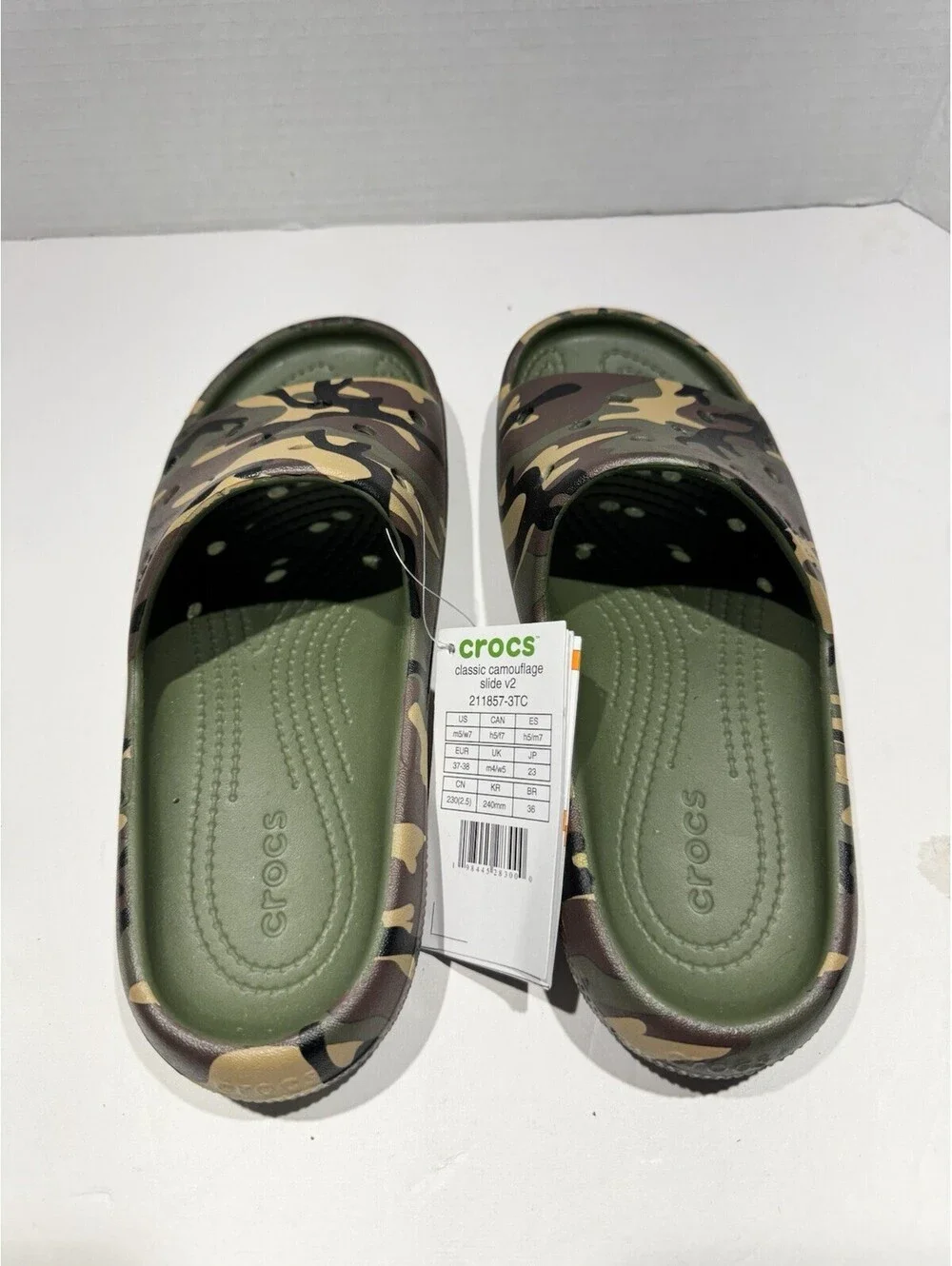 Crocs Classic Slide V2 - Camouflage - Size M5/W7 - Brand New!